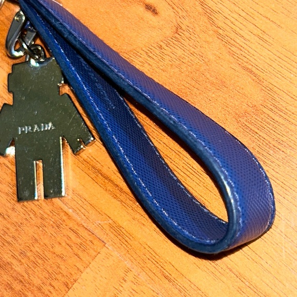 Authentic Prada Robot Keychain - Picture 10 of 10